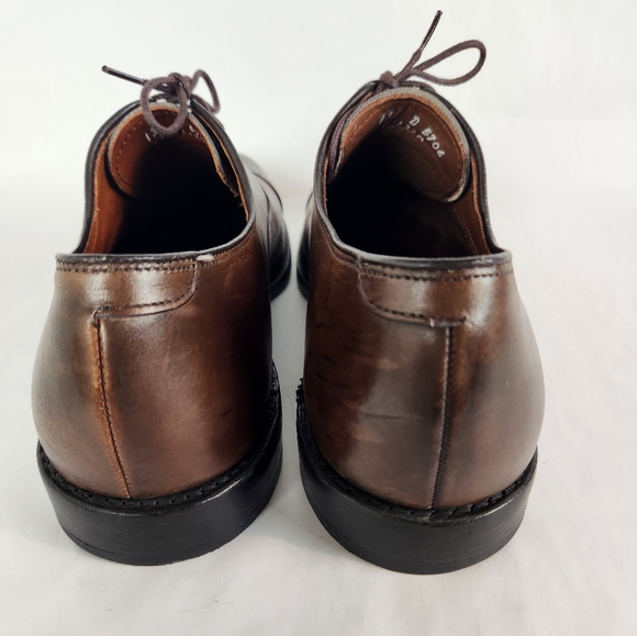 Allen Edmonds Fifth Avenue Cap-toe Oxfords, Sz 13D - Picture 5 of 8